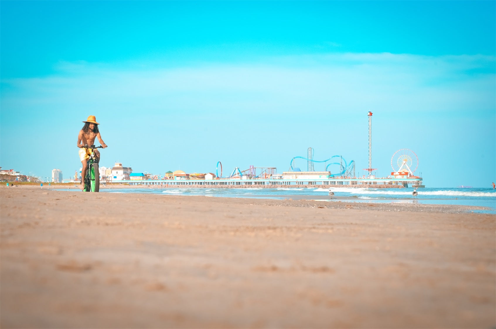 Cyrusher XF800 electric bike blue sky