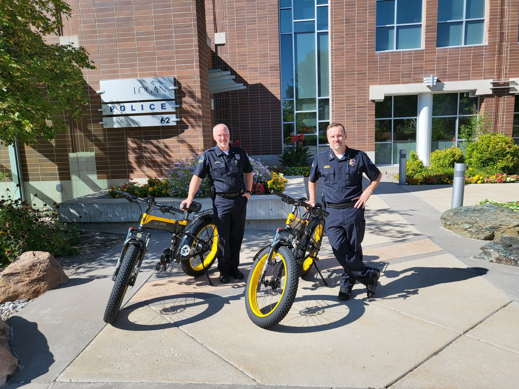 Cyrusher donates two mountain electric bikes to Logan Police Department.-0909