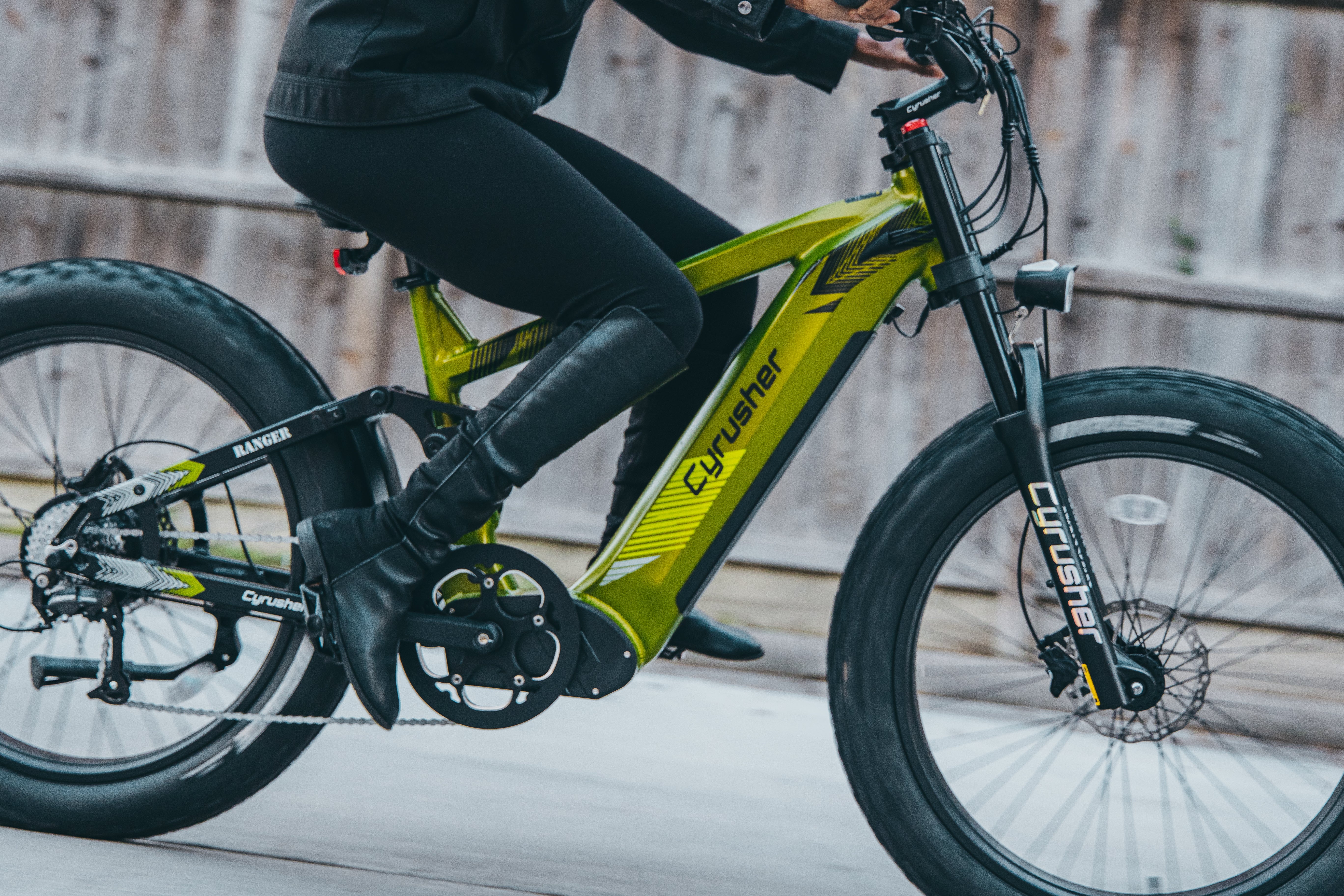 How to charge an ebike battery