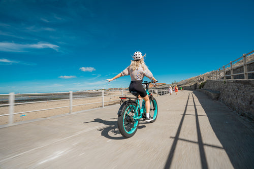 Cyrusher Kuattro ebike summer at the beach 04