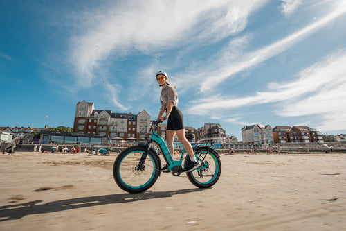 Cyrusher Kuattro ebike summer at the beach 13.