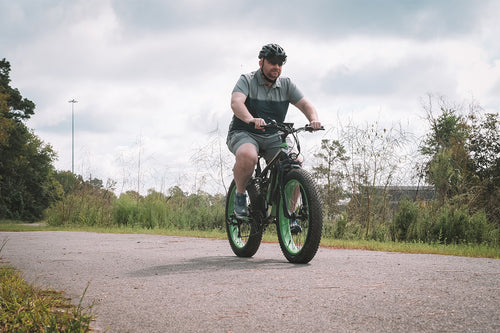 photo ebike cyrusher riding woods 02